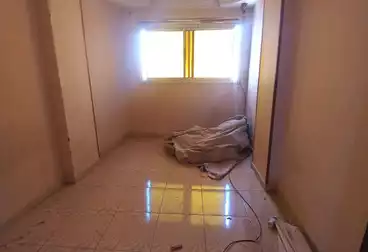 Apartments For sale - 2 rooms - floor 7