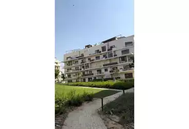 Apartment with Garden For rent - 2 rooms - floor 0