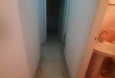 شقق للبيع - 2 غرف - بالدور 4