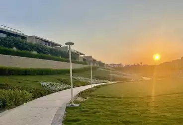 Apartments For sale - 2 rooms - floor 4