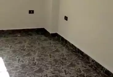 Apartment with Garden For sale - 2 rooms - floor 0