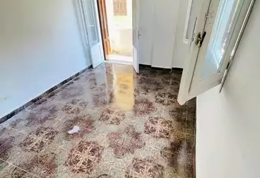 Apartments For sale - 3 rooms - floor 4
