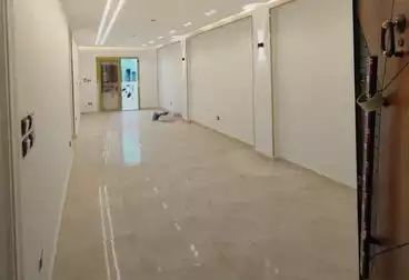 Apartments For sale - 3 rooms - floor 8