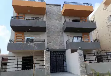 Apartment with Garden For sale - 4 rooms - floor 0