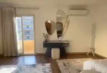 Furnished Apartment For sale - 3 rooms - floor 9