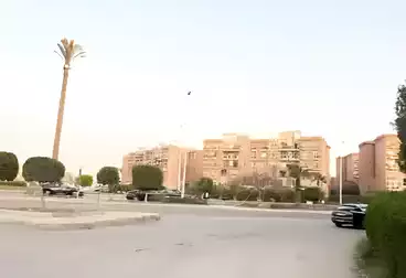 شقق للبيع - 4 غرف - بالدور 0