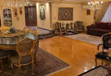 Furnished Apartment For sale - 3 rooms - floor 7