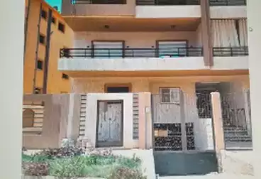 Apartment with Garden For sale - 3 rooms - floor 0