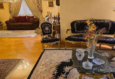 Furnished Apartment For sale - 3 rooms - floor 7