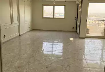 Apartments For sale - 3 rooms - floor 8