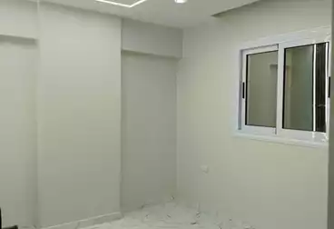 Apartments For sale - 3 rooms - floor 1