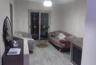 Apartments For sale - 2 rooms - floor 5