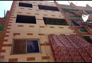 Building For sale - 10 rooms