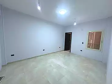 Apartments For sale - 4 rooms - floor 2