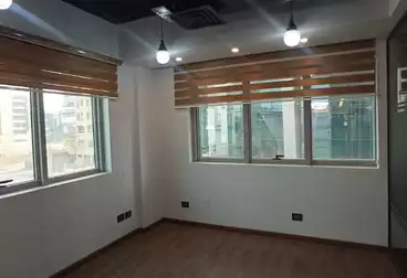 Offices For rent - 16 rooms - floor 2