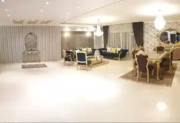 Furnished Apartment For sale - 3 rooms - floor 11