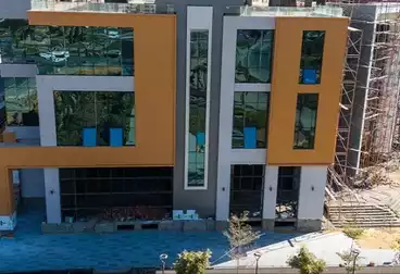 Commercial For sale - floor 0