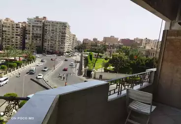 شقق مفروشة للبيع