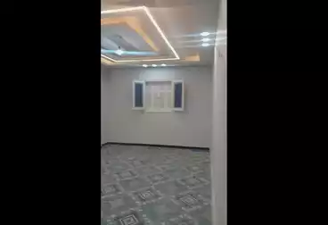 شقق للبيع - 3 غرف - بالدور 1