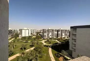 Apartments For rent - 4 rooms - floor 5