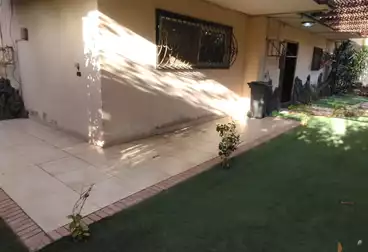 Apartment with Garden For sale - 3 rooms - floor 0