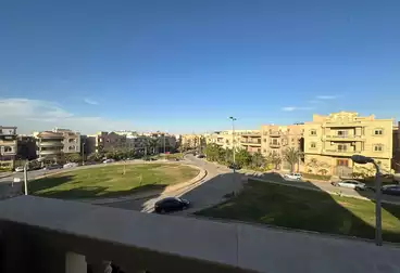 Apartments For sale - 3 rooms - floor 2