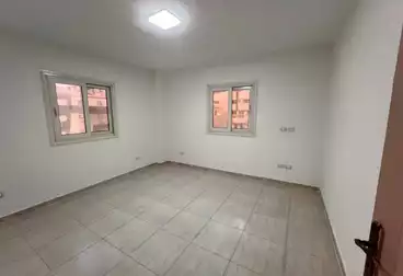 undefined undefined - 2 rooms - floor 5