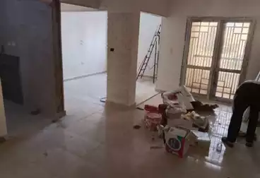 شقق للبيع - 3 غرف - بالدور 1