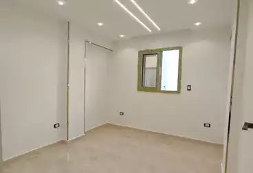 Apartments For sale - 3 rooms - floor 8