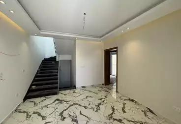 Town House For sale - 3 rooms