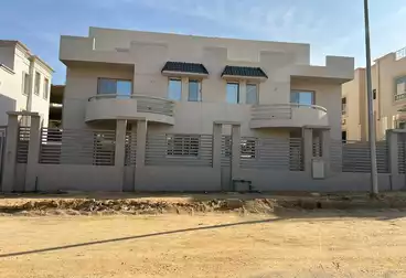 Twin House For sale - 4 rooms