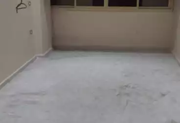 Apartments For sale - 2 rooms - floor 4