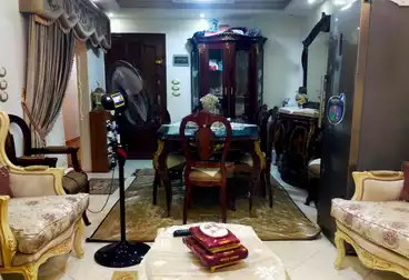 Apartments For sale - 2 rooms - floor 8