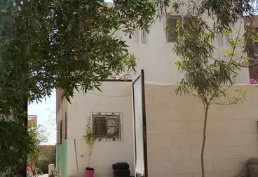 منزل / بيت للبيع - 2 غرف