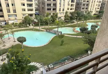 Apartment with Garden For sale - 3 rooms - floor 0