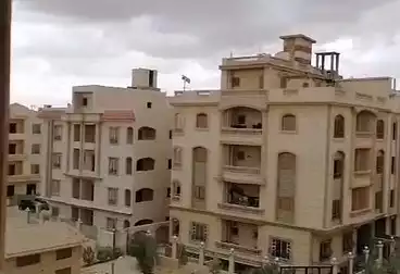 Apartments For sale - 3 rooms - floor 1