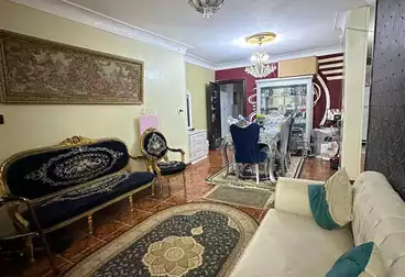 Apartments For sale - 3 rooms - floor 5
