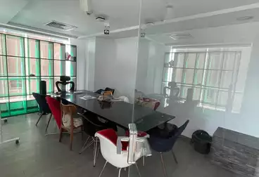 Corporate Branch For rent - 6 rooms - floor 4