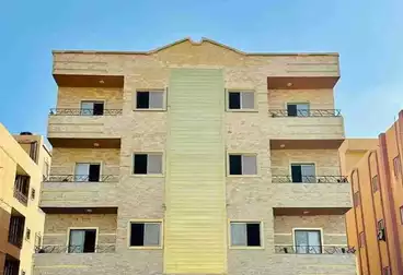 شقق للبيع - 3 غرف - بالدور 1