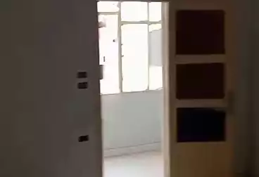 شقق للبيع - 2 غرف - بالدور 5