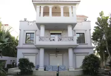 Villas For sale - 5 rooms
