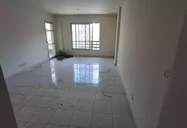 Apartments For rent - 3 rooms - floor 4