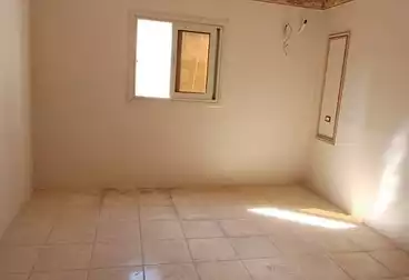 شقق للإيجار - 3 غرف - بالدور 0