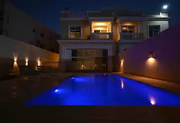 توين هاوس للإيجار - 7 غرف