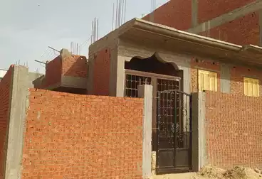 House / Home For sale - 3 rooms
