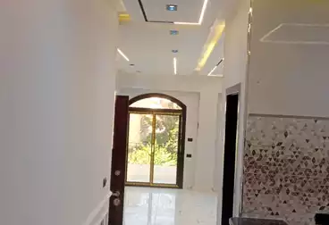 Apartments For sale - 5 rooms - floor 1