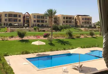 شقق مفروشة للبيع - 2 غرف - بالدور 1