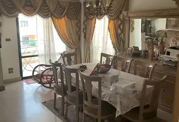 شقق للبيع - 3 غرف - بالدور 1