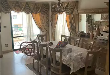 شقق للبيع - 3 غرف - بالدور 1