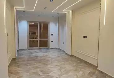 شقق للبيع - 3 غرف - بالدور 1